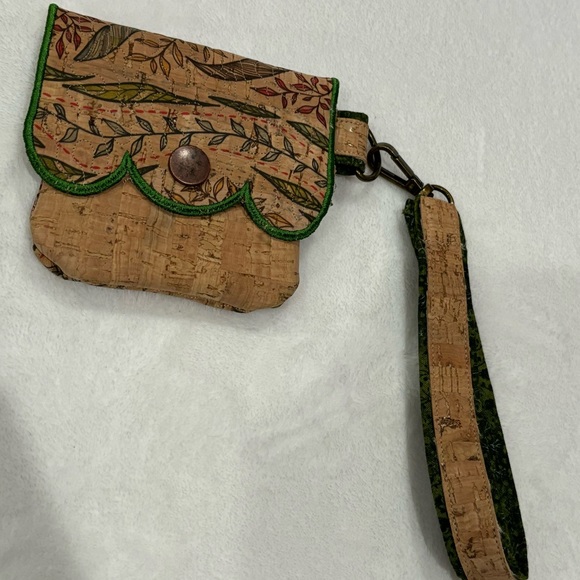 HANDMADE Women’s Leaf Print Button Coin Purse Wristlet Wallet - green & brown - Picture 2 of 11